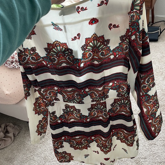 PrettyLittleThing White Printed Mini Silky Long Sleeved Wrap Dress NWT Size 8🤍 - Picture 7 of 9